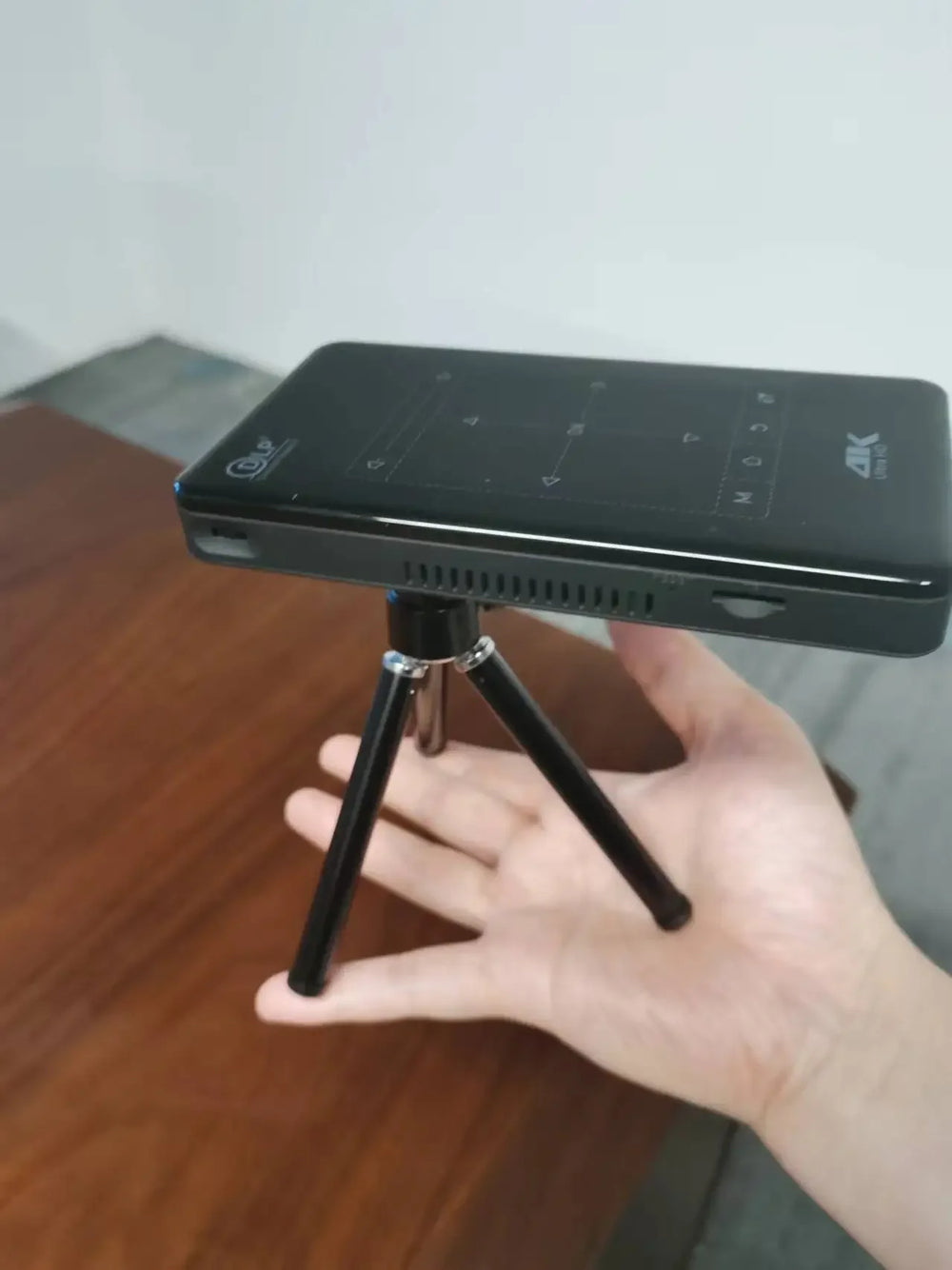 XIAOQIAODZ Projector - 720P support, Android 9.0, WiFi streaming